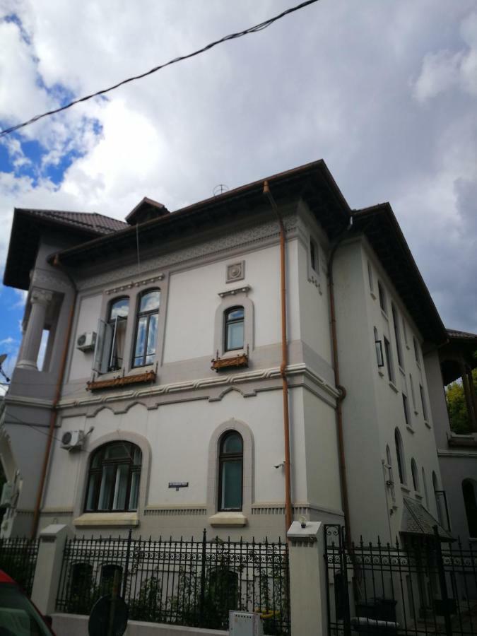 Le Park Apartment Букурещ Екстериор снимка